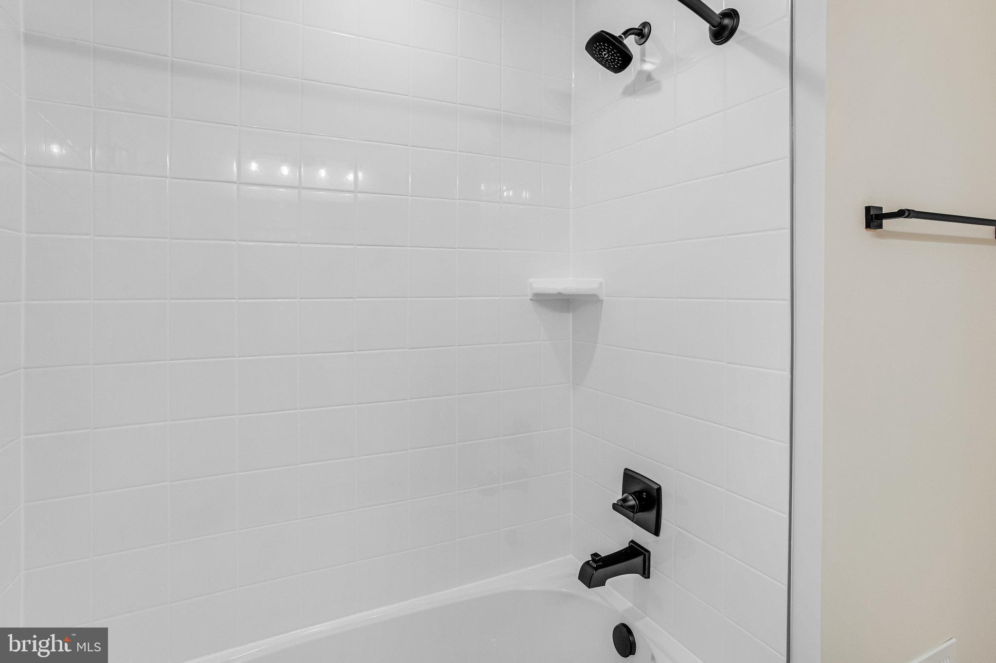 WILDERNESS SHORES - Residential