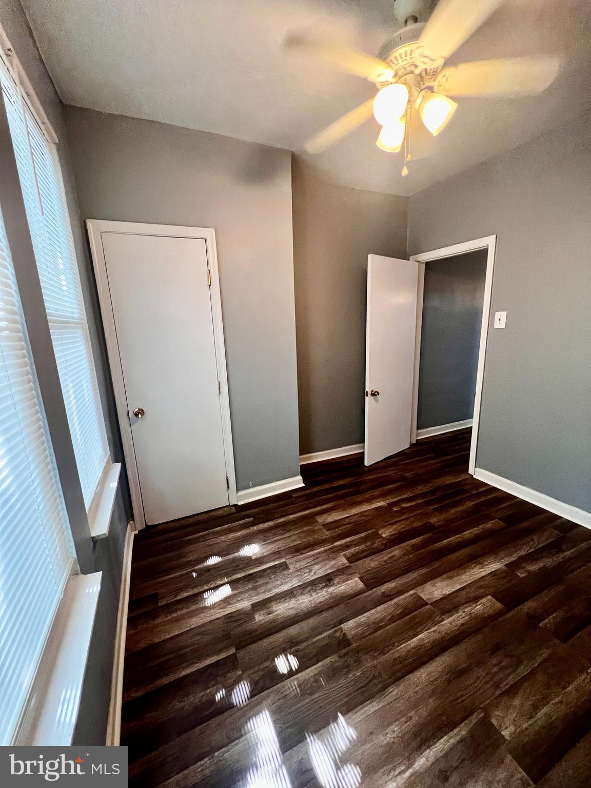 KENSINGTON - Residential