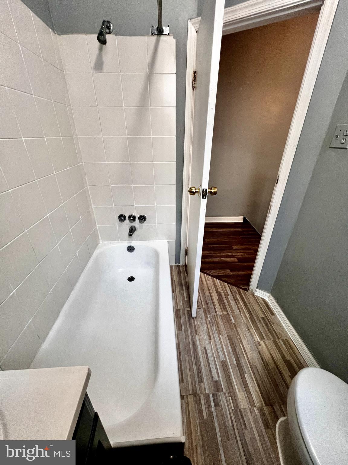 KENSINGTON - Residential