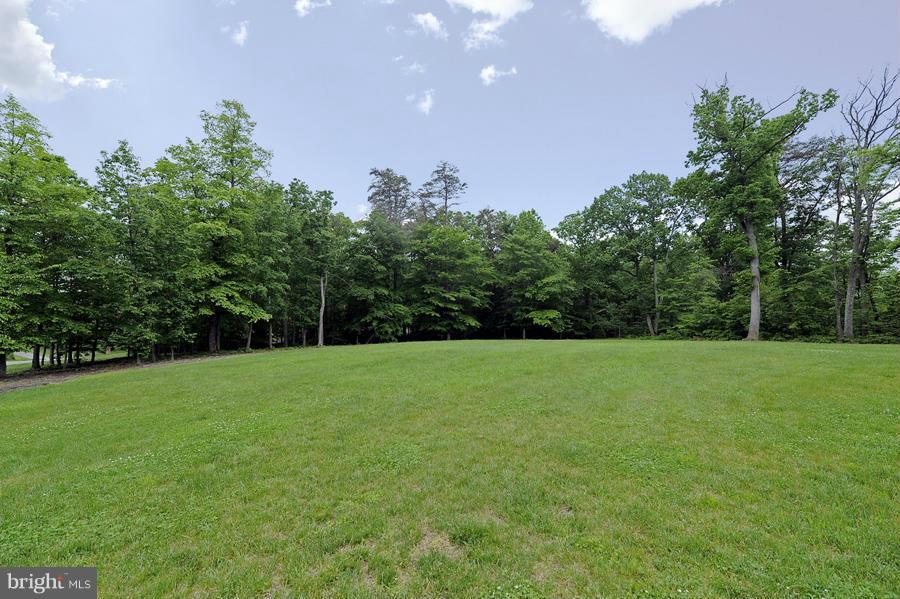 BARCLAY WOODS - Residential