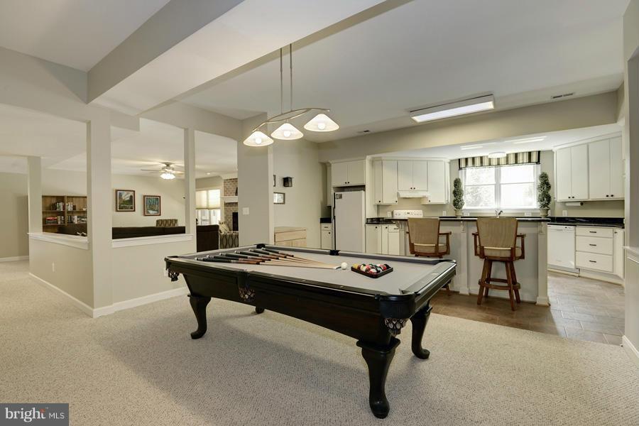 BARCLAY WOODS - Residential