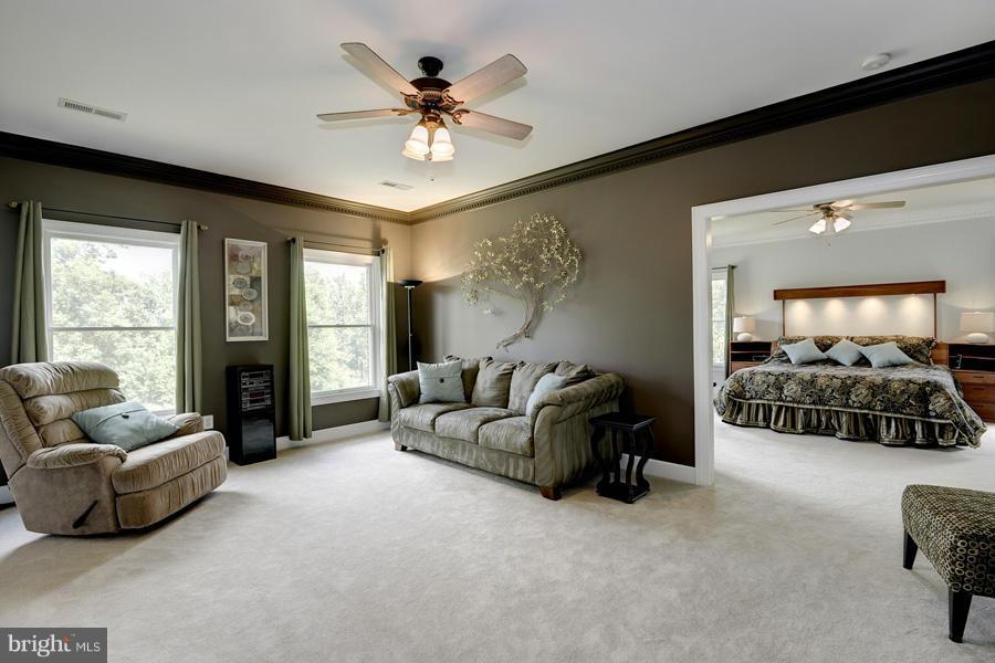 BARCLAY WOODS - Residential