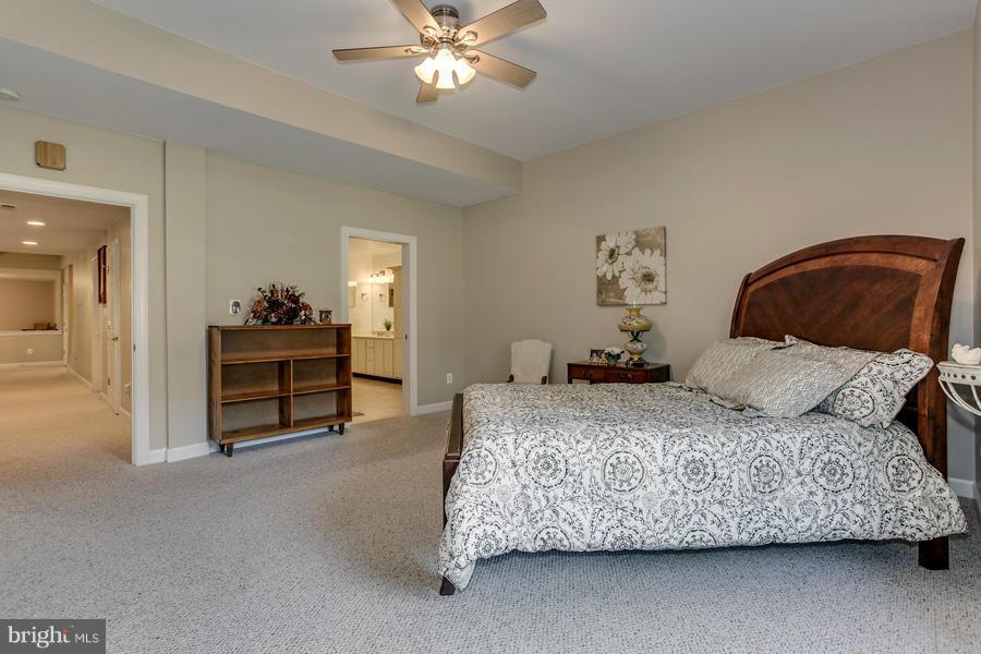 BARCLAY WOODS - Residential