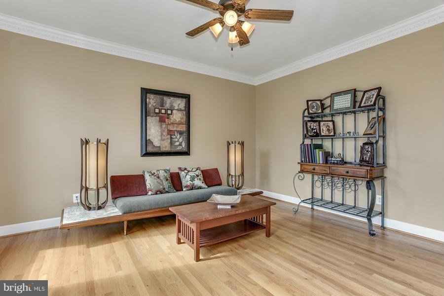 BARCLAY WOODS - Residential