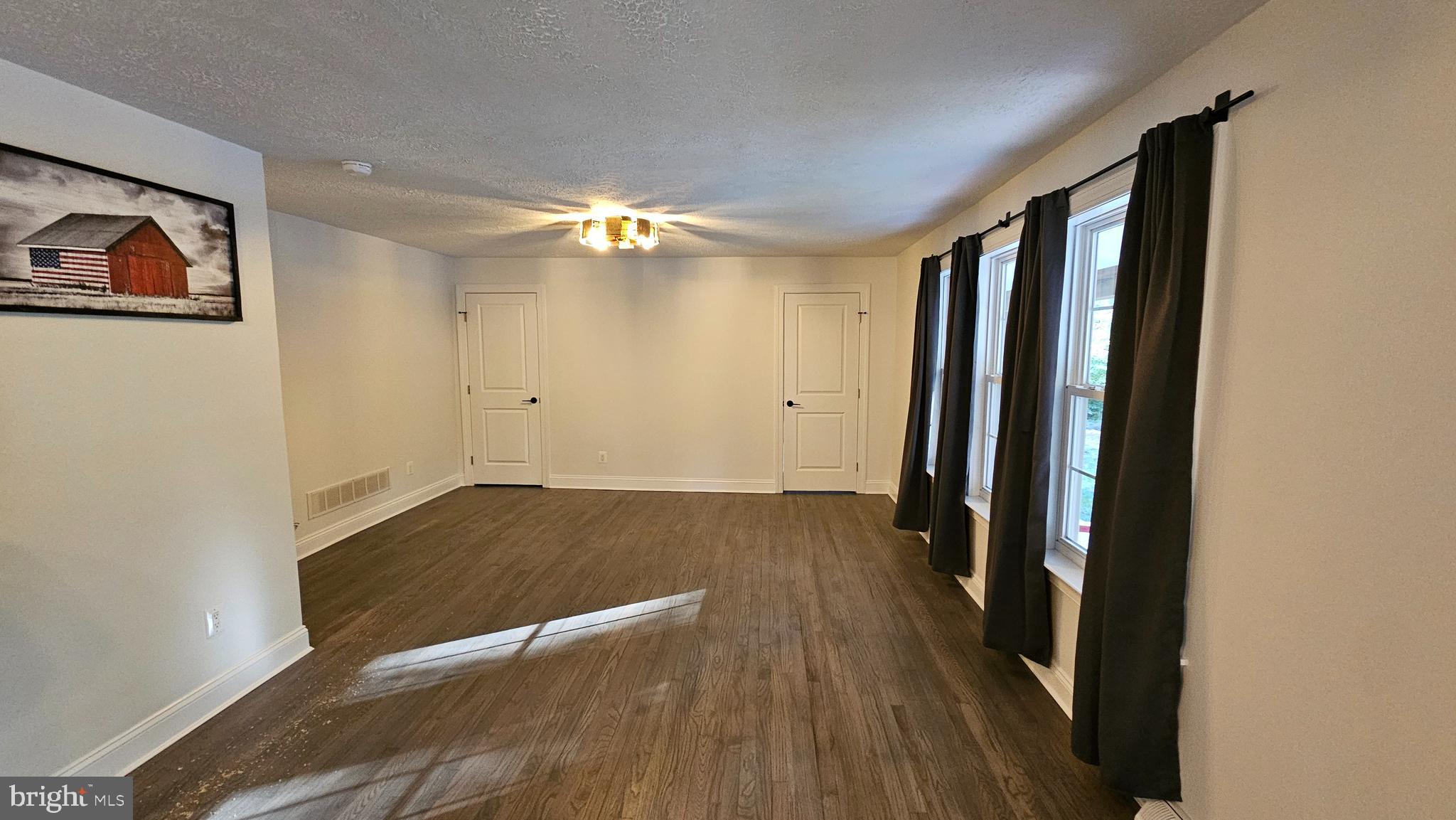 ANNAPOLIS WOODS - Residential Lease