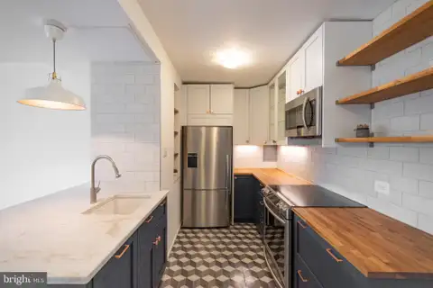MLS: DCDC2271330