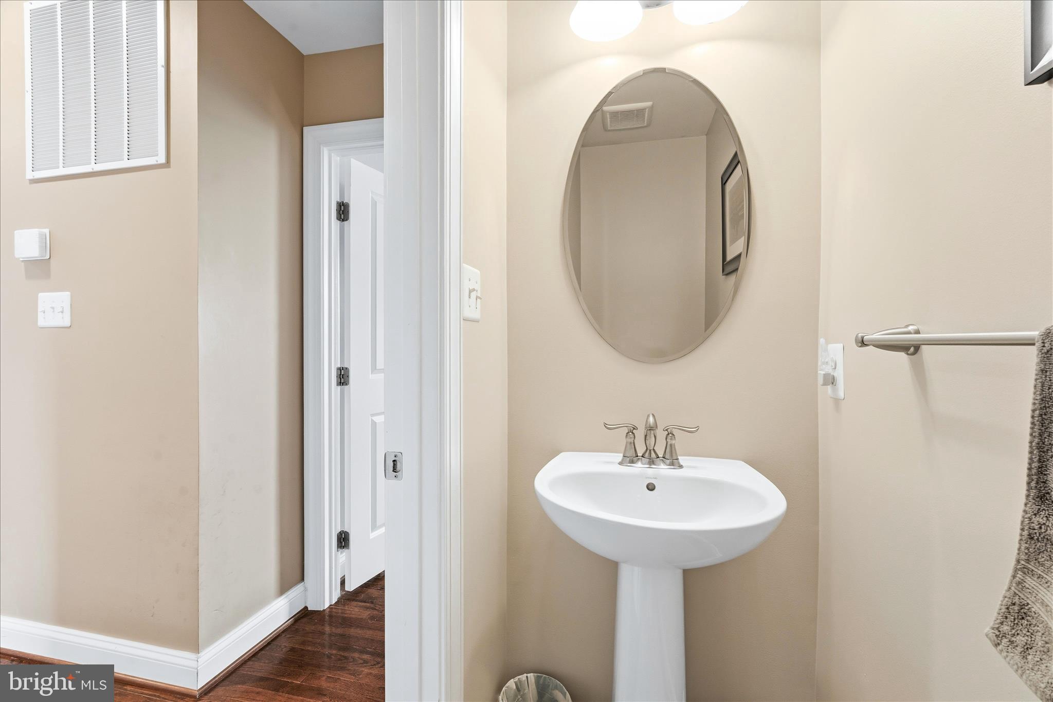 HEWITT'S LANDING - Residential