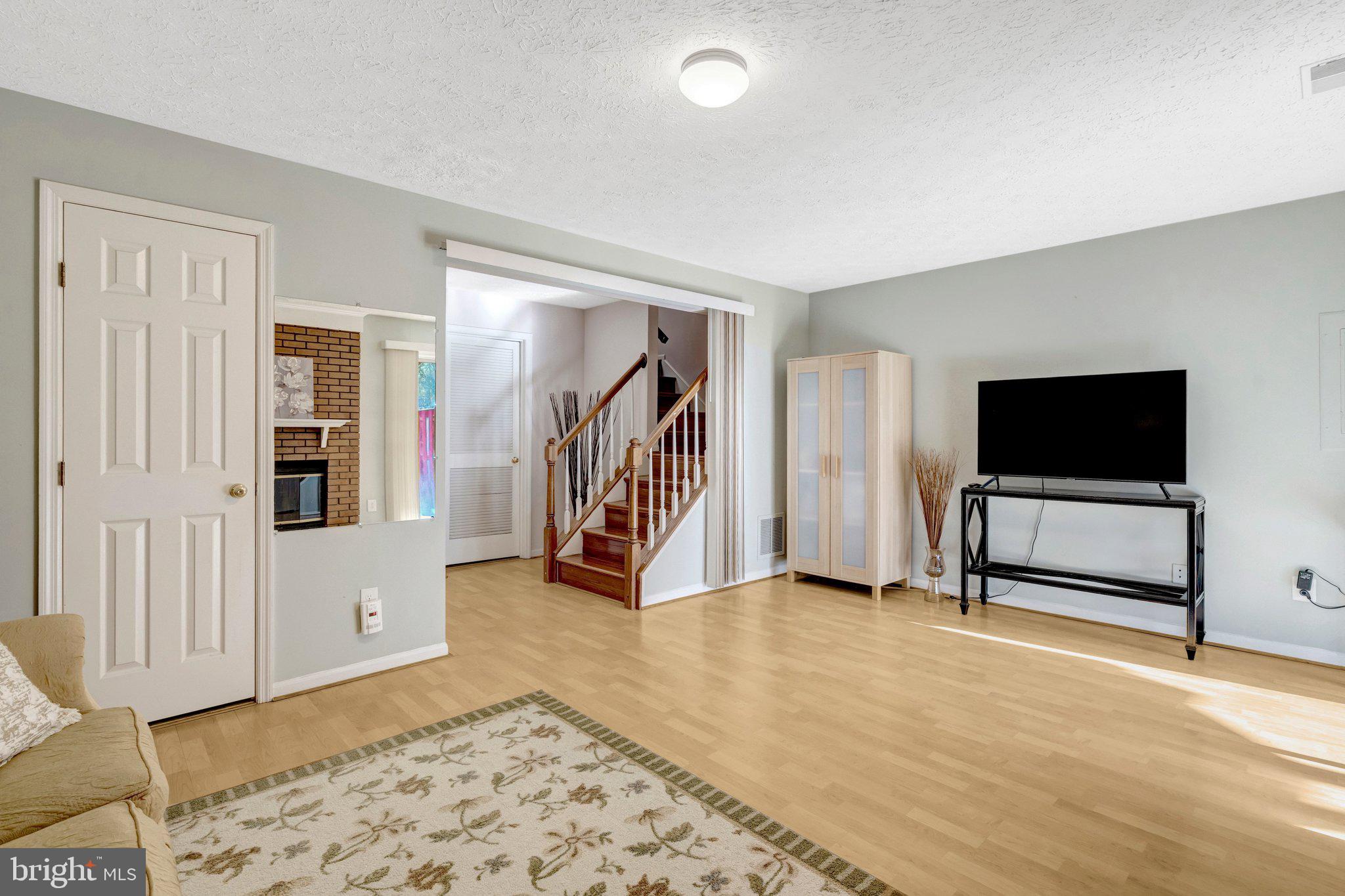 WINDING RIDGE - Residential