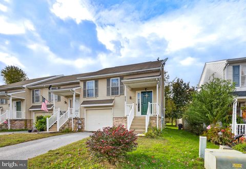 Photo of 986 Sterling Place, LANCASTER, PA 17603 (MLS # PALA2078432)
