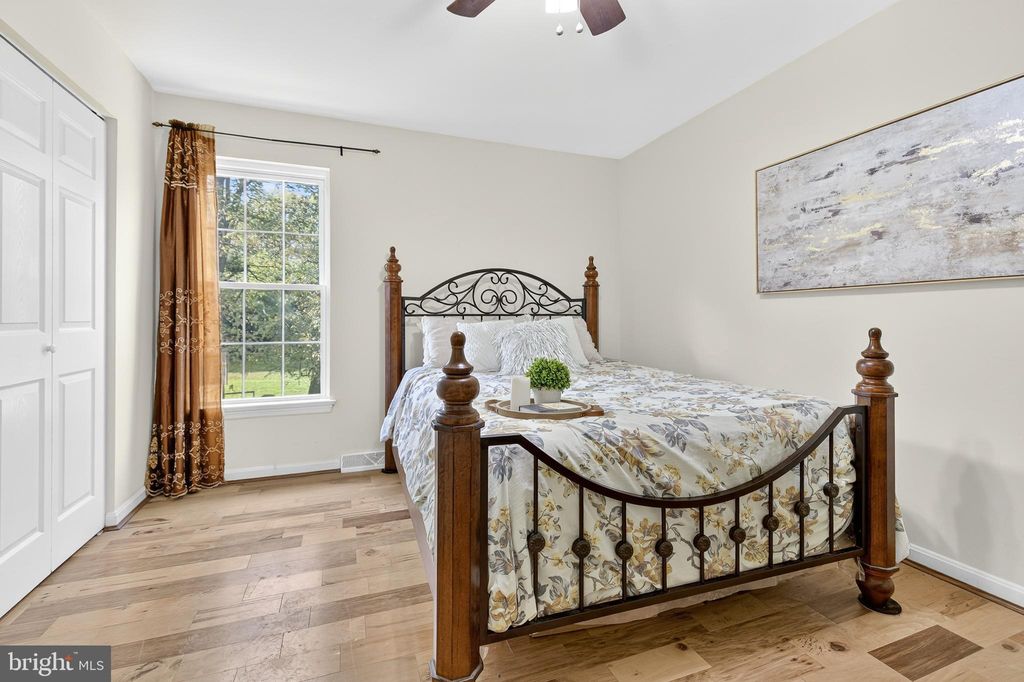 Photo of 986 Sterling Place, LANCASTER, PA 17603 (MLS # PALA2078432)