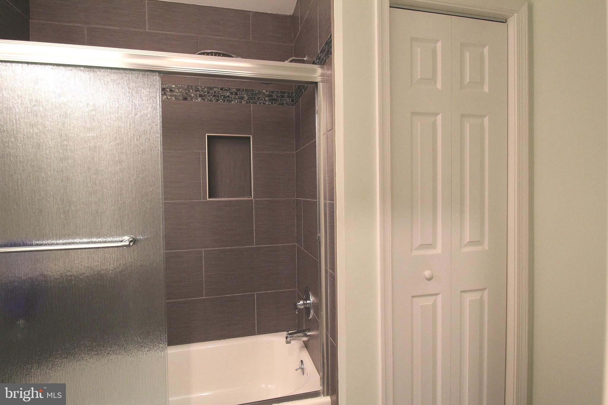 STAFFORD MEADOWS - Residential Lease