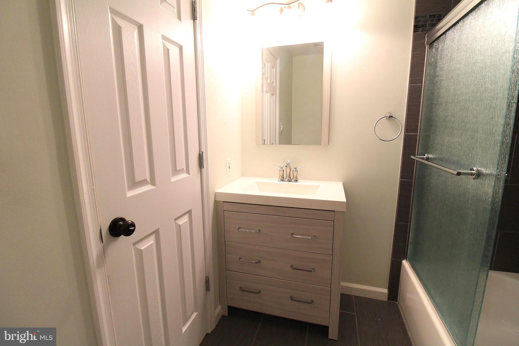 STAFFORD MEADOWS - Residential Lease