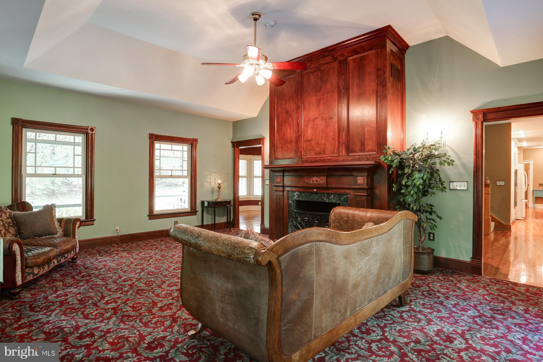 SENTRY WOODS - Residential