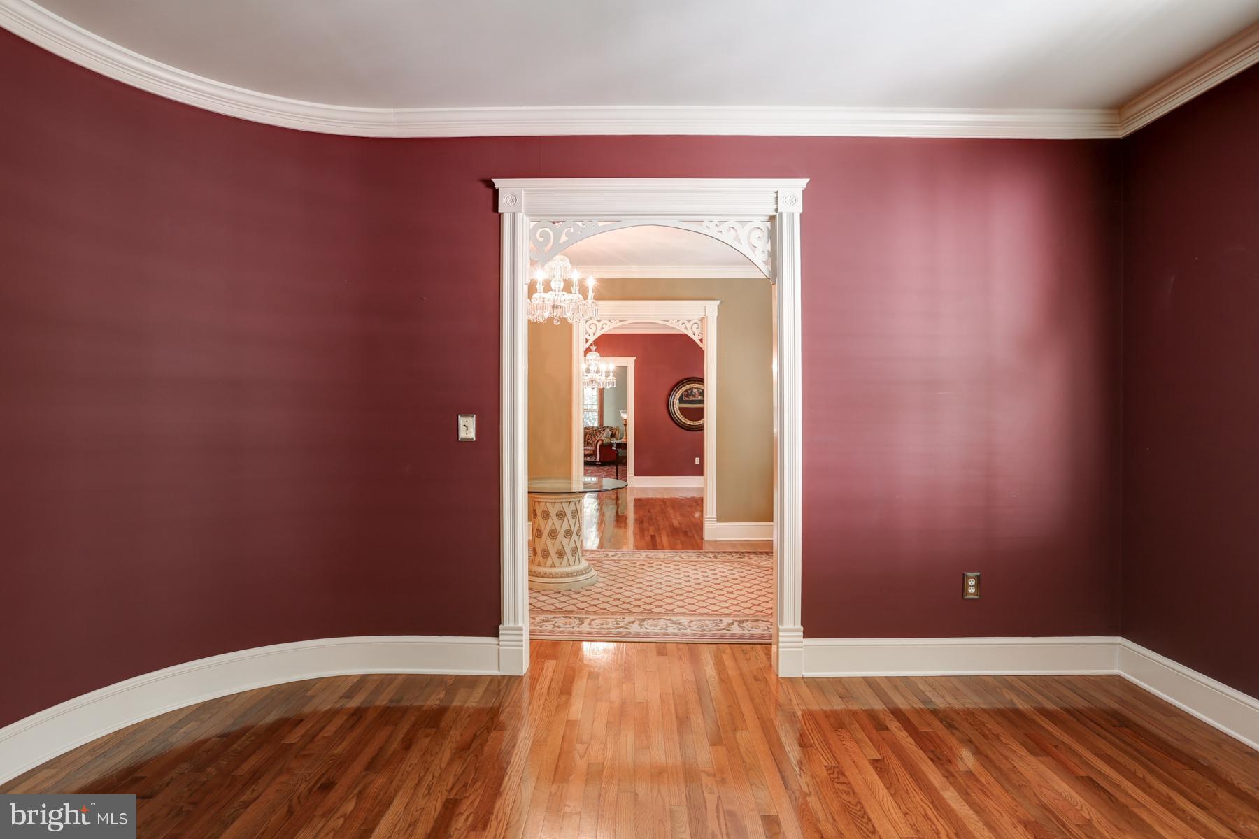 SENTRY WOODS - Residential