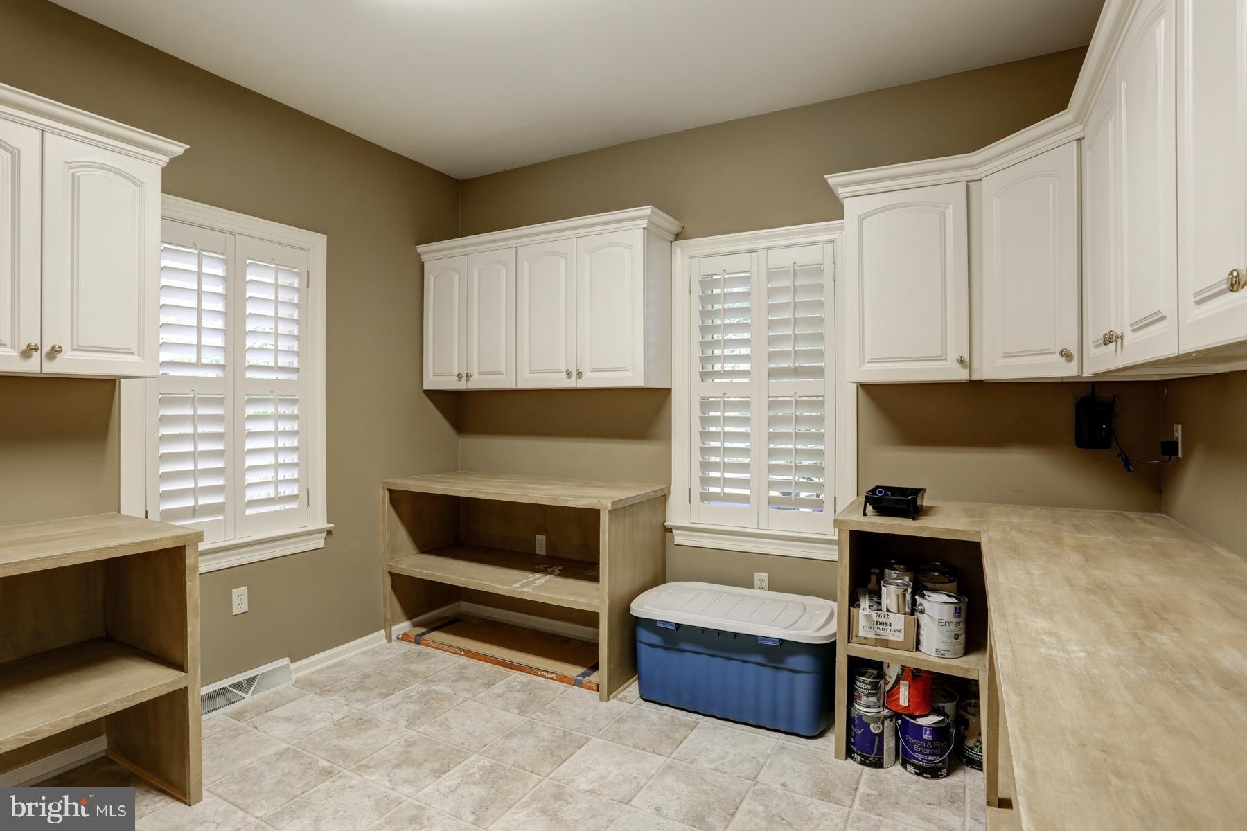 SENTRY WOODS - Residential