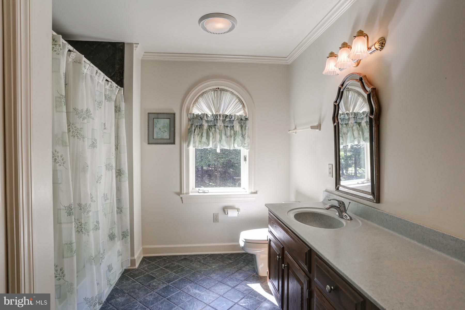 SENTRY WOODS - Residential