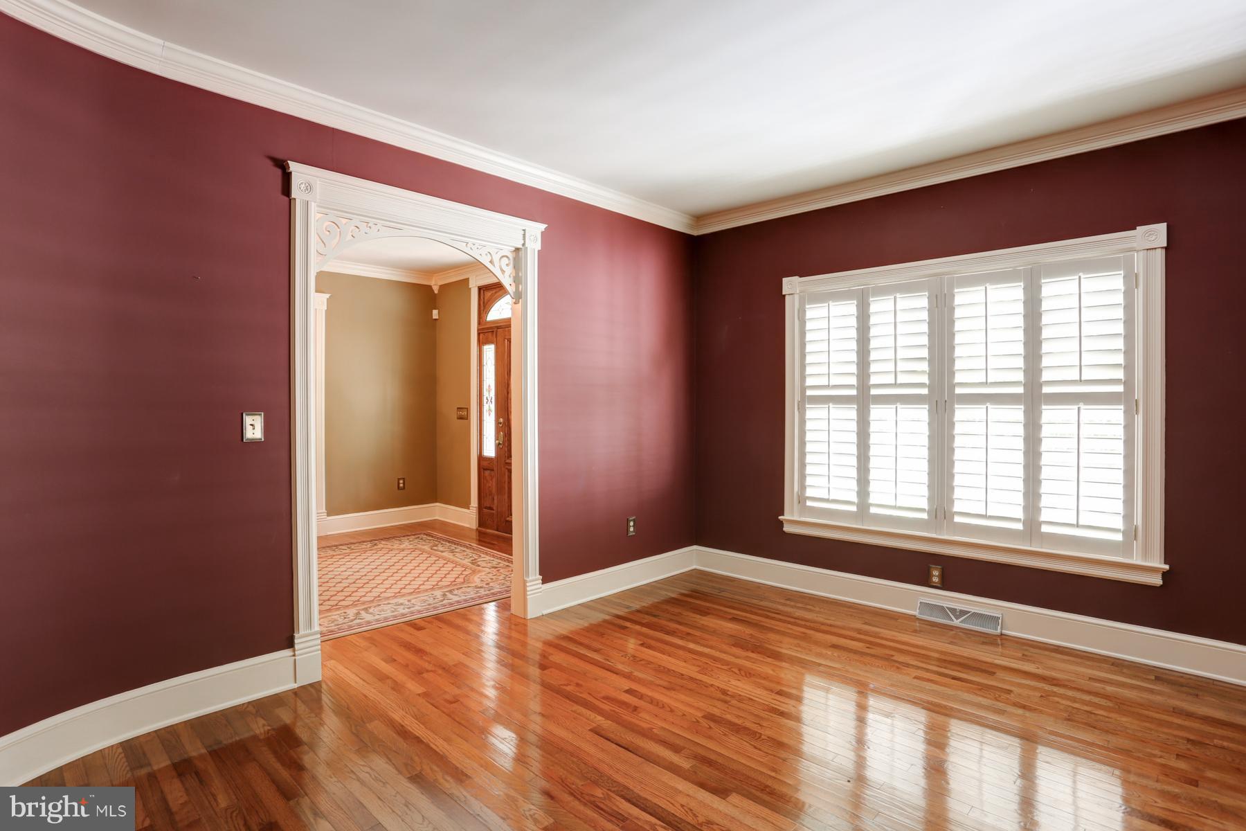 SENTRY WOODS - Residential