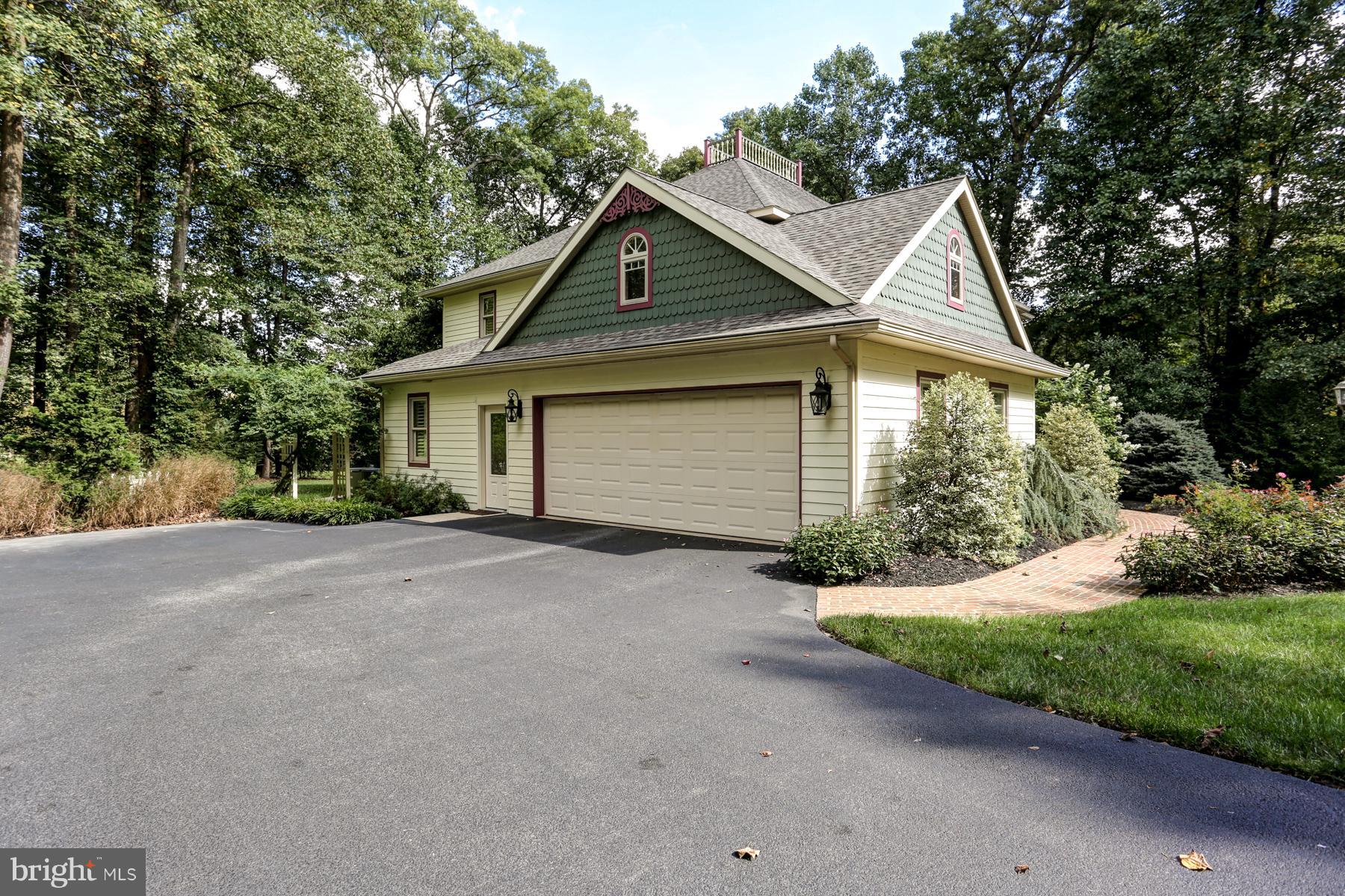 SENTRY WOODS - Residential