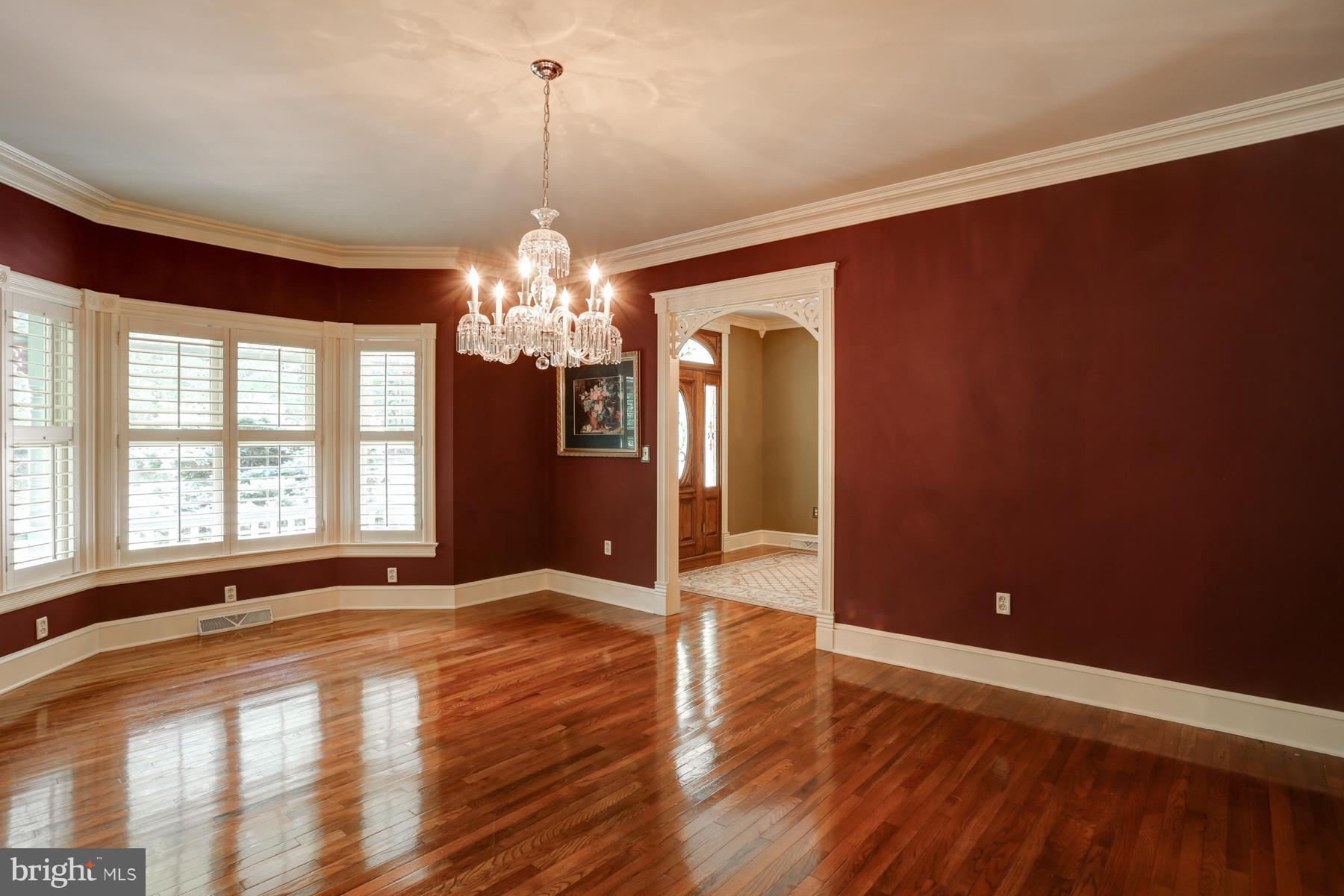 SENTRY WOODS - Residential