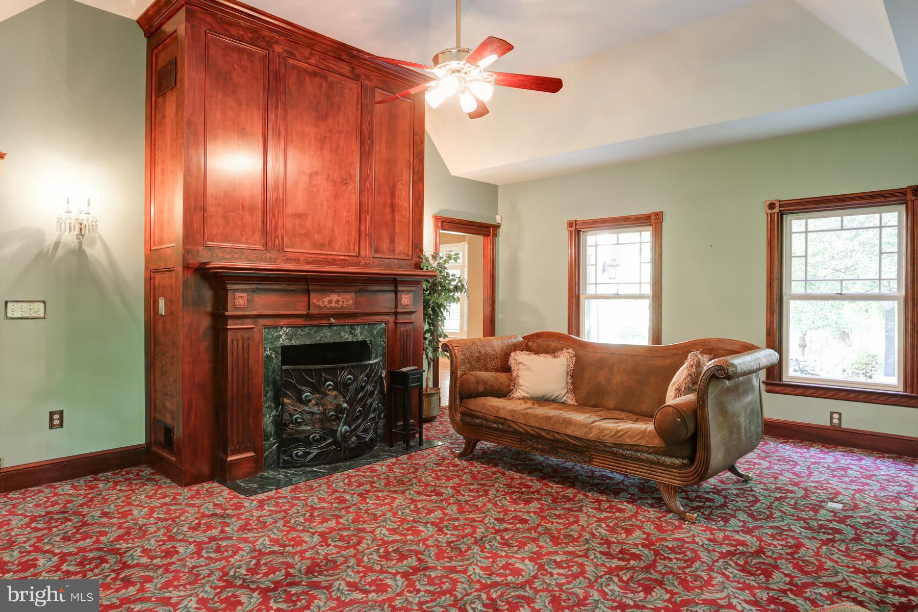 SENTRY WOODS - Residential