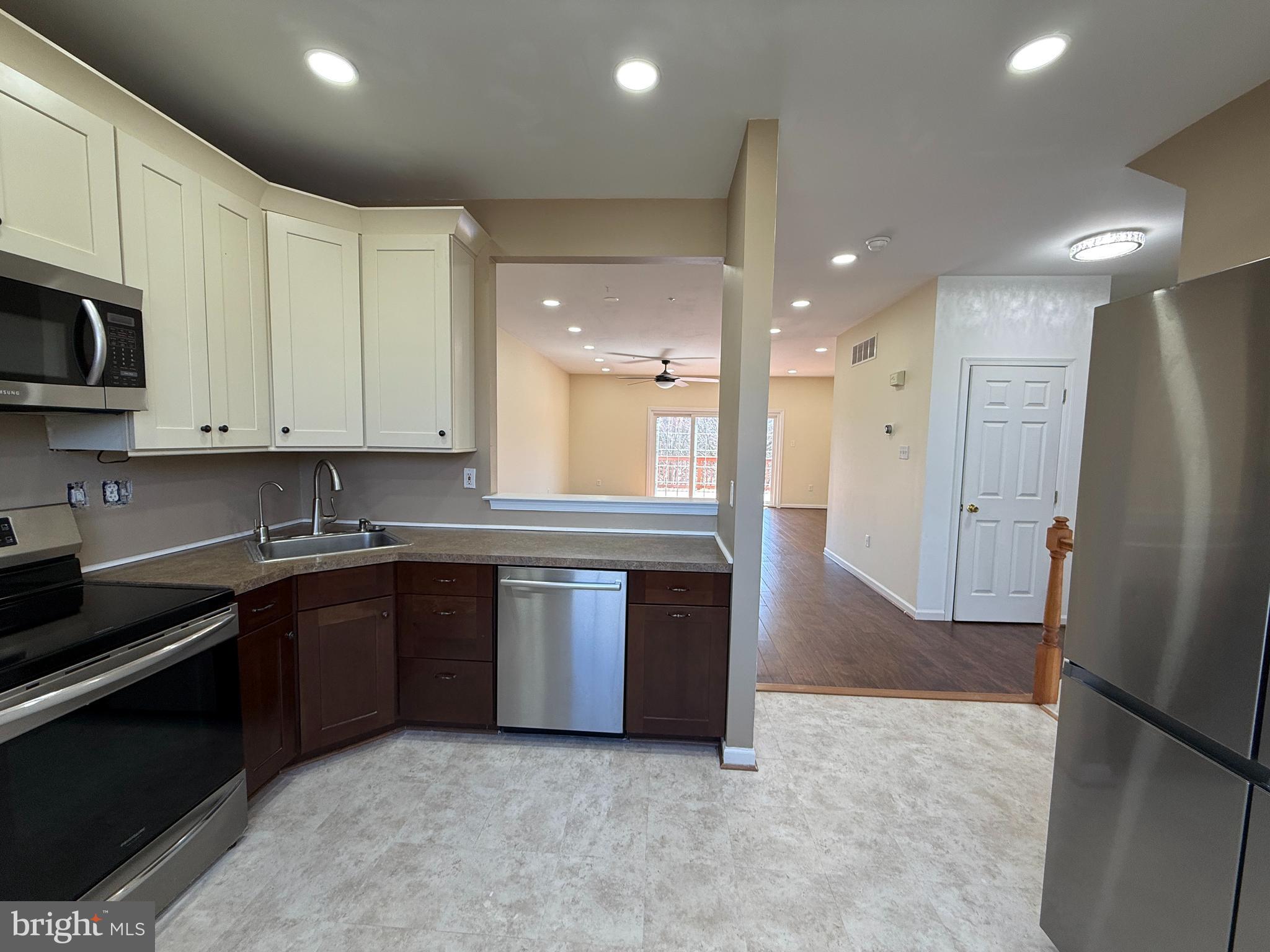 MAIN STREET VILLAG - Residential