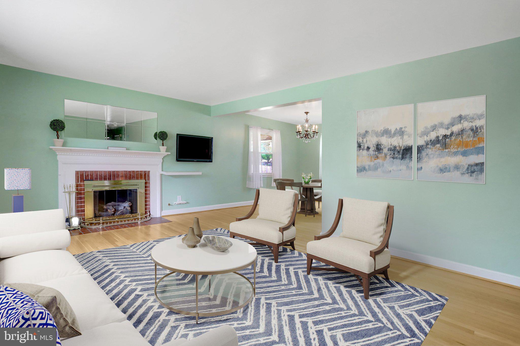 LINCOLNIA HILLS - Residential