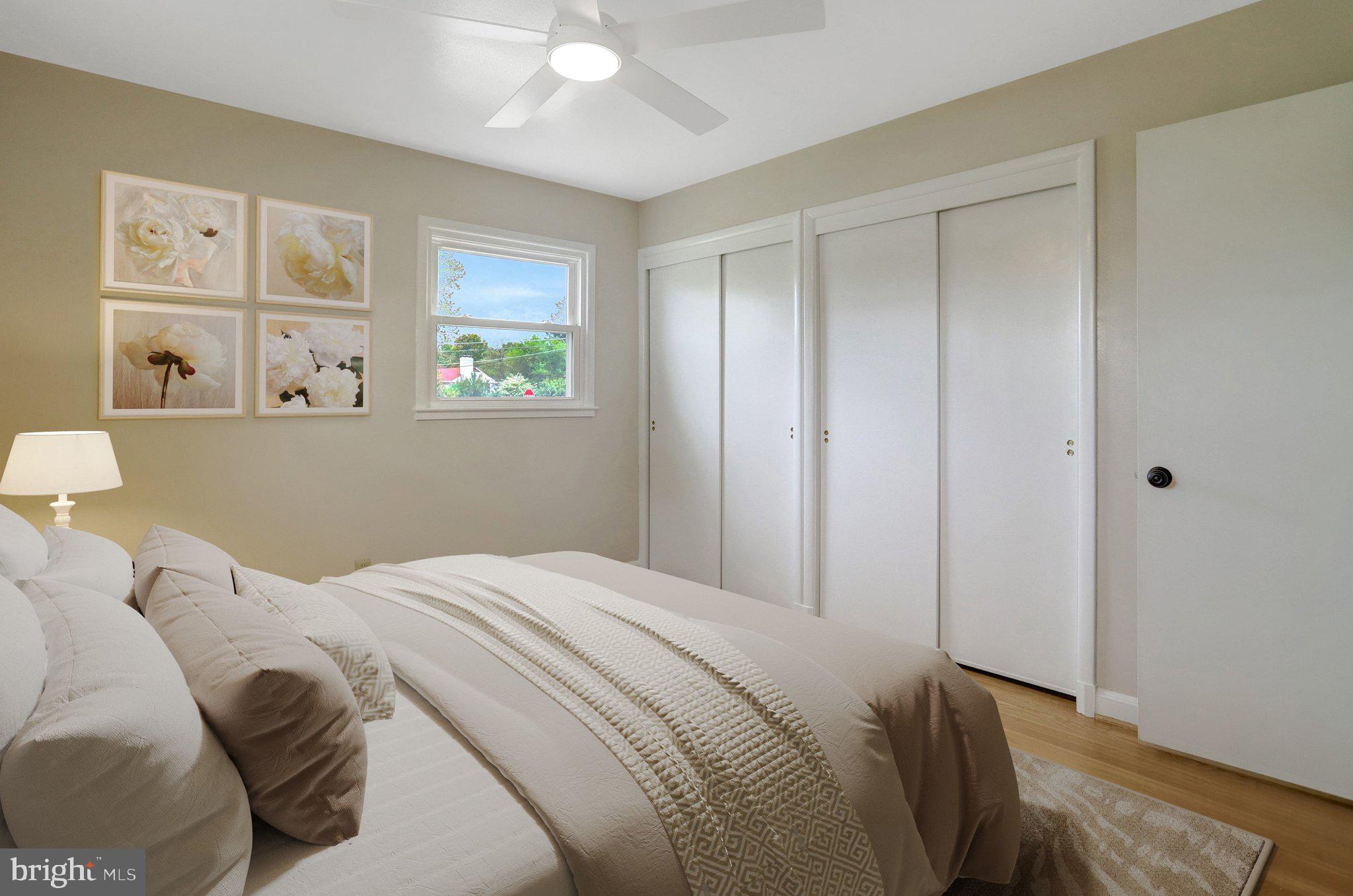 LINCOLNIA HILLS - Residential