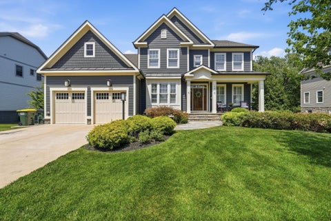 Photo of 6810 Broyhill Street, MCLEAN, VA 22101 (MLS # VAFX2326084)