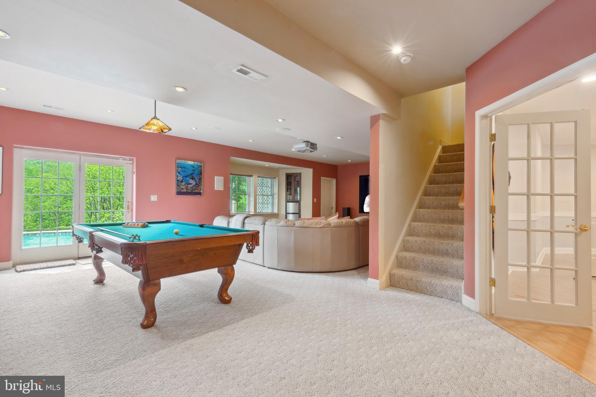 BIG BRANCH OVERLOOK - Residential