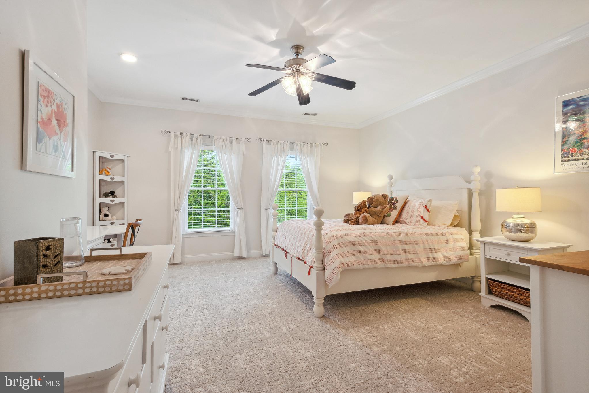 BIG BRANCH OVERLOOK - Residential