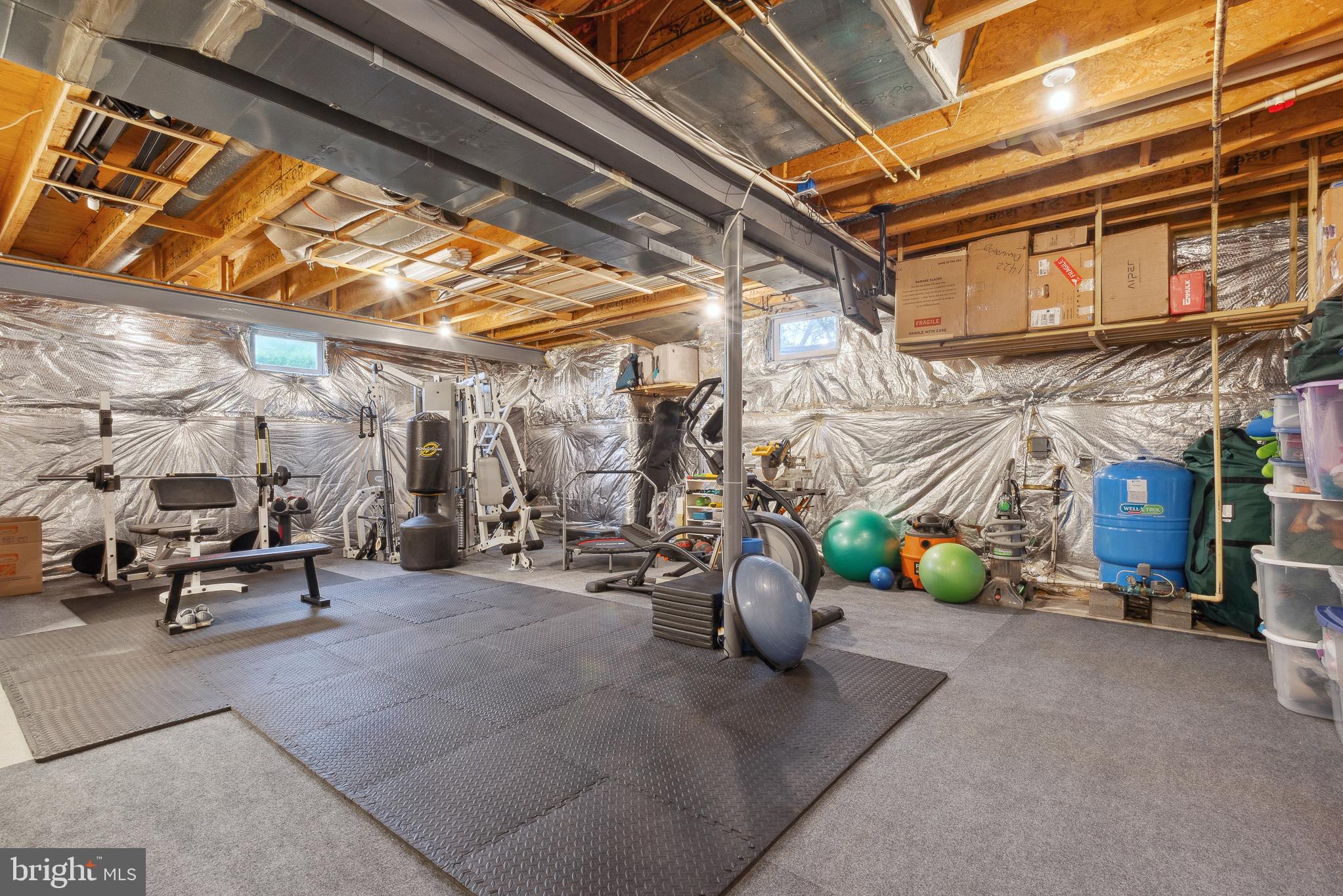 BIG BRANCH OVERLOOK - Residential