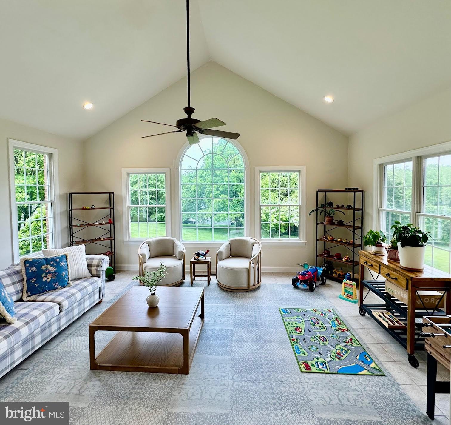 BIG BRANCH OVERLOOK - Residential