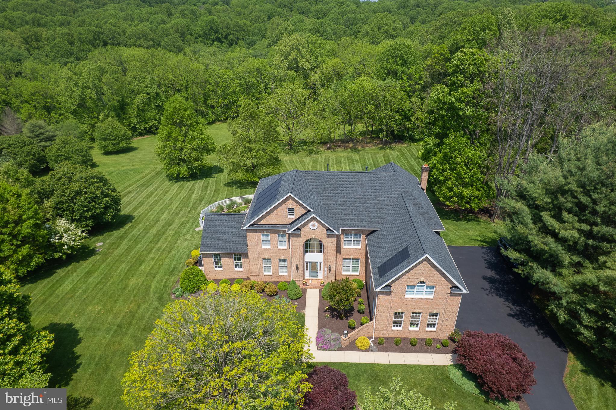 BIG BRANCH OVERLOOK - Residential