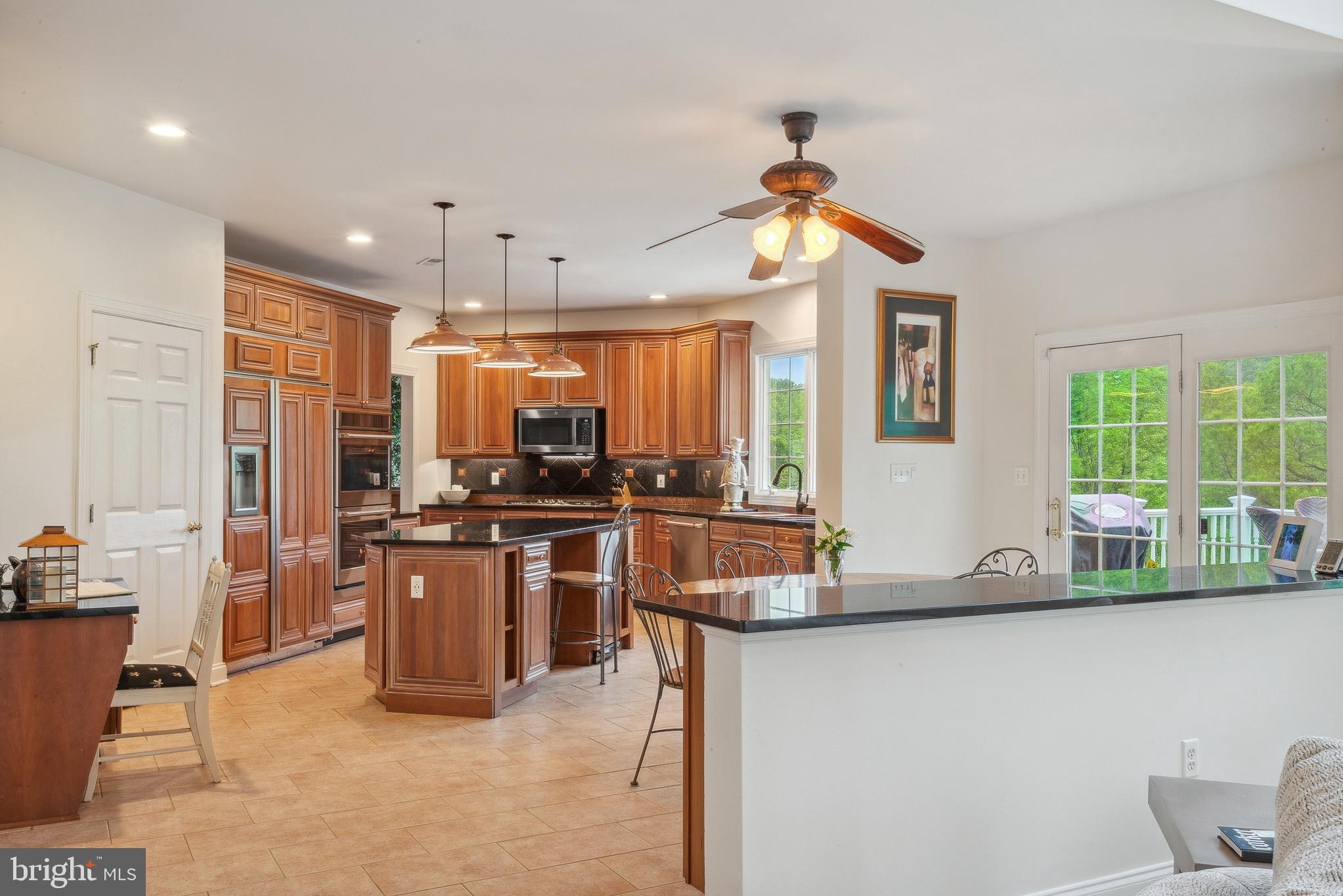 BIG BRANCH OVERLOOK - Residential