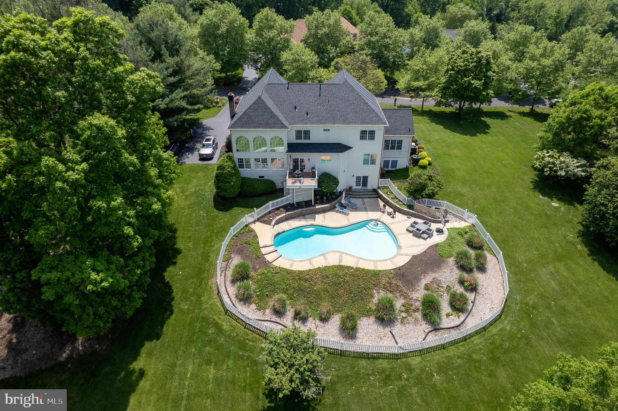 BIG BRANCH OVERLOOK - Residential