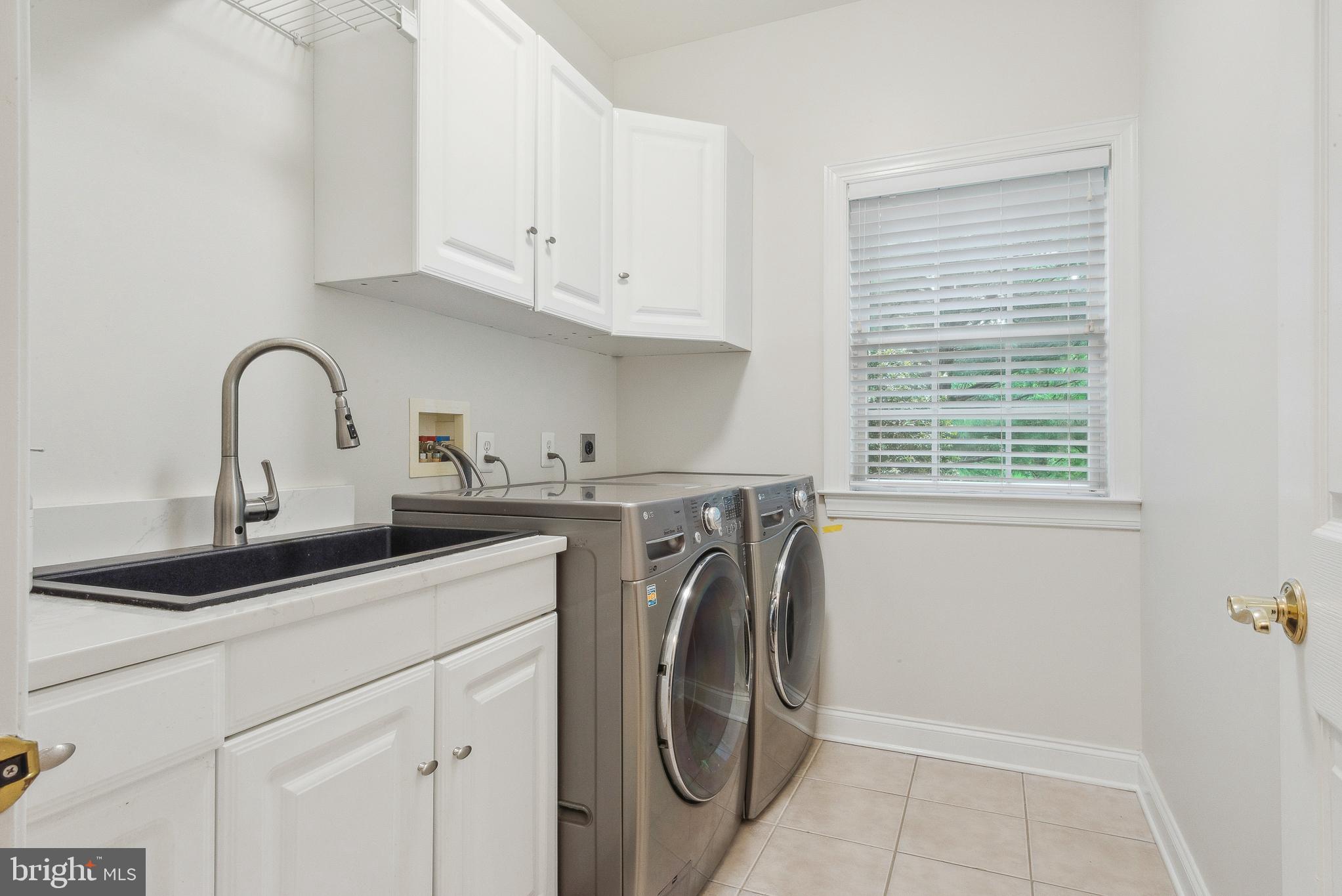 BIG BRANCH OVERLOOK - Residential