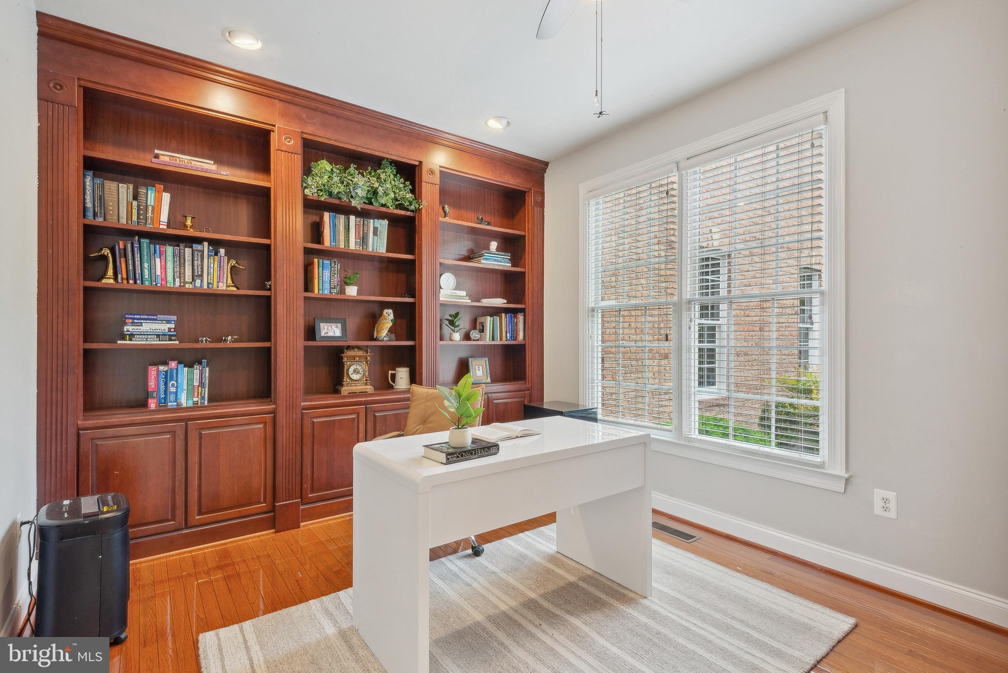 BIG BRANCH OVERLOOK - Residential