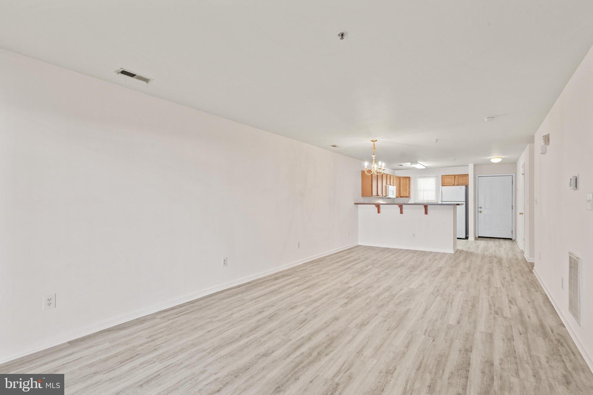 5202 CAITLINS WAY