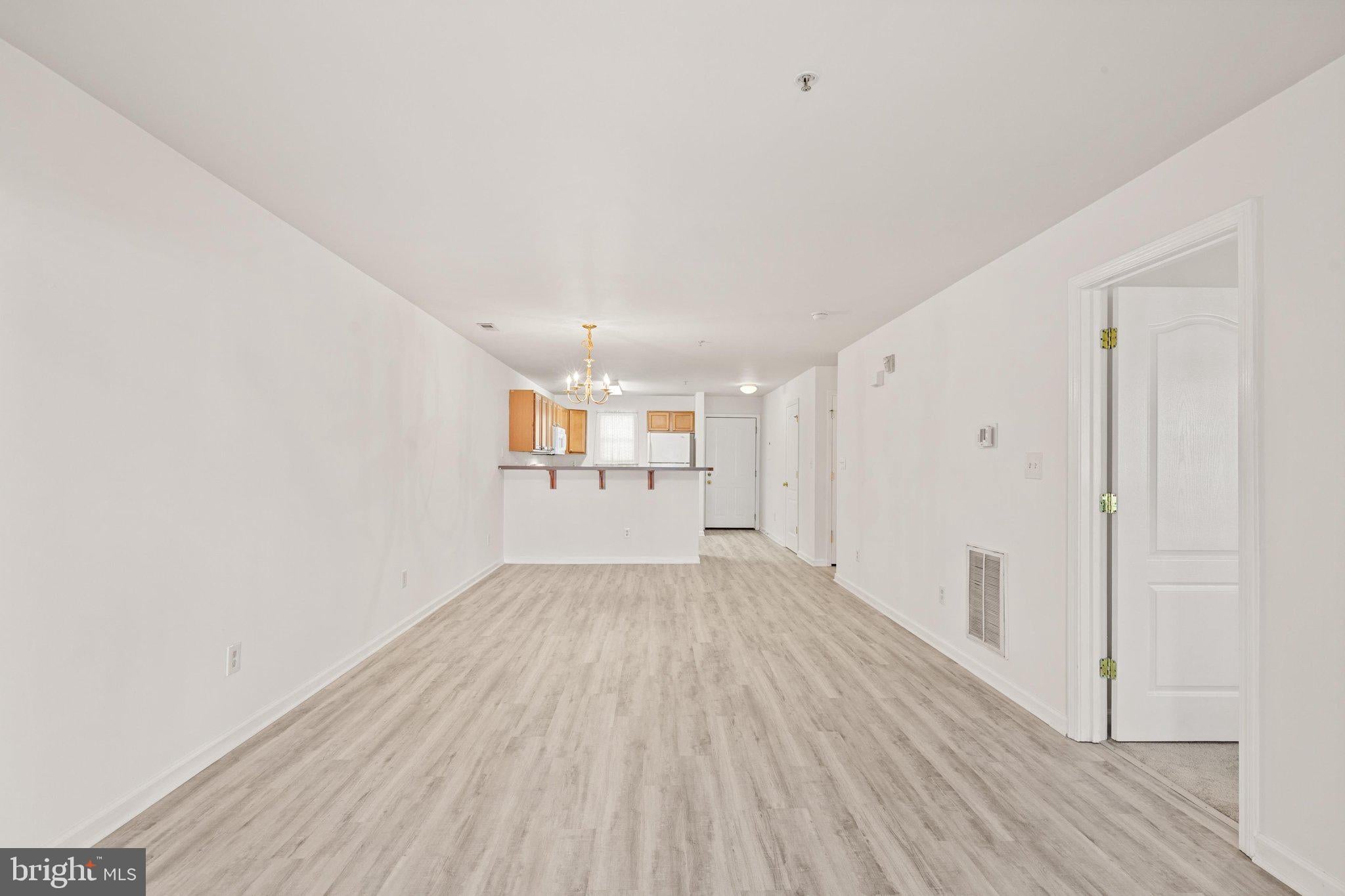 5202 CAITLINS WAY
