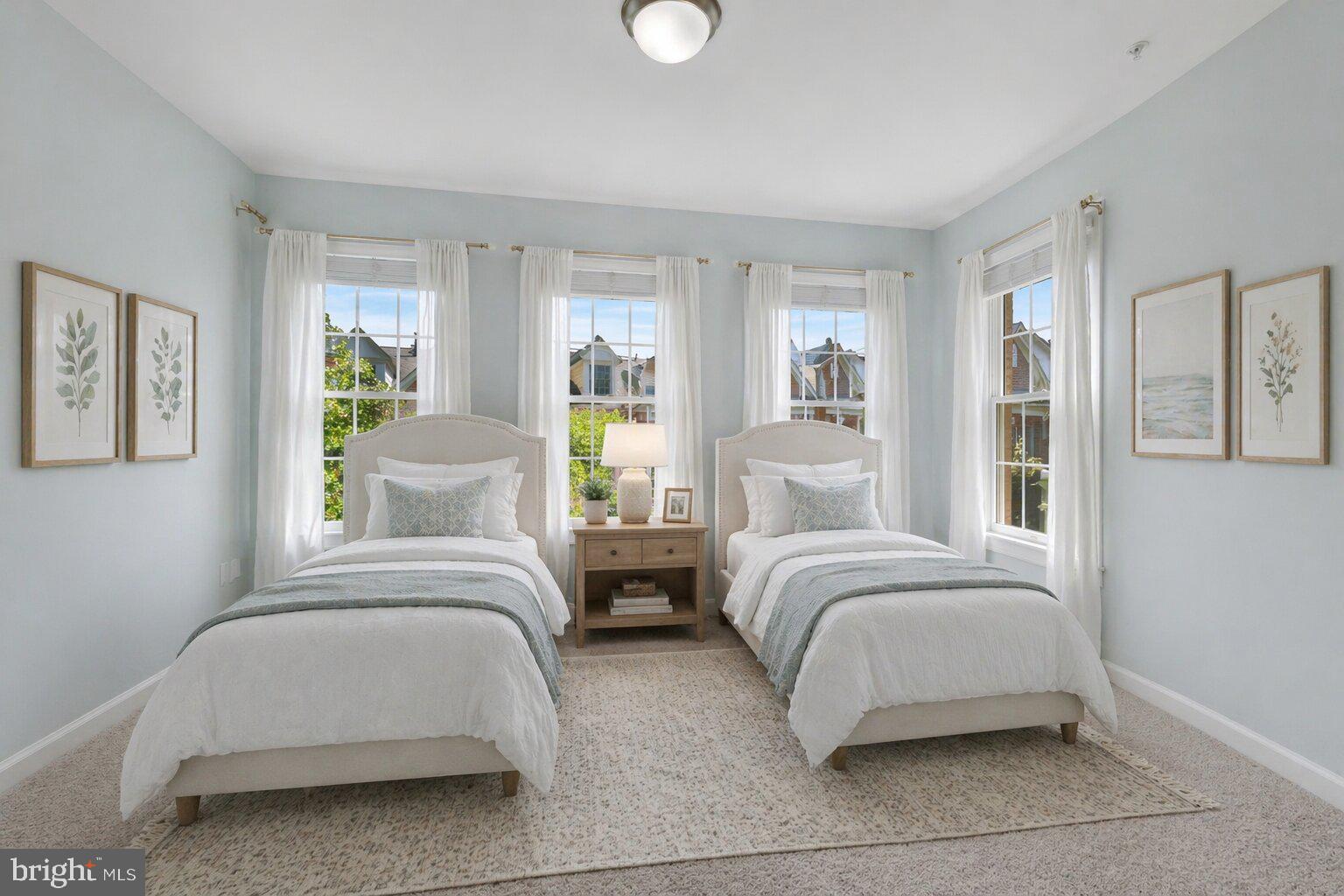 MCLEAN PLACE - Residential