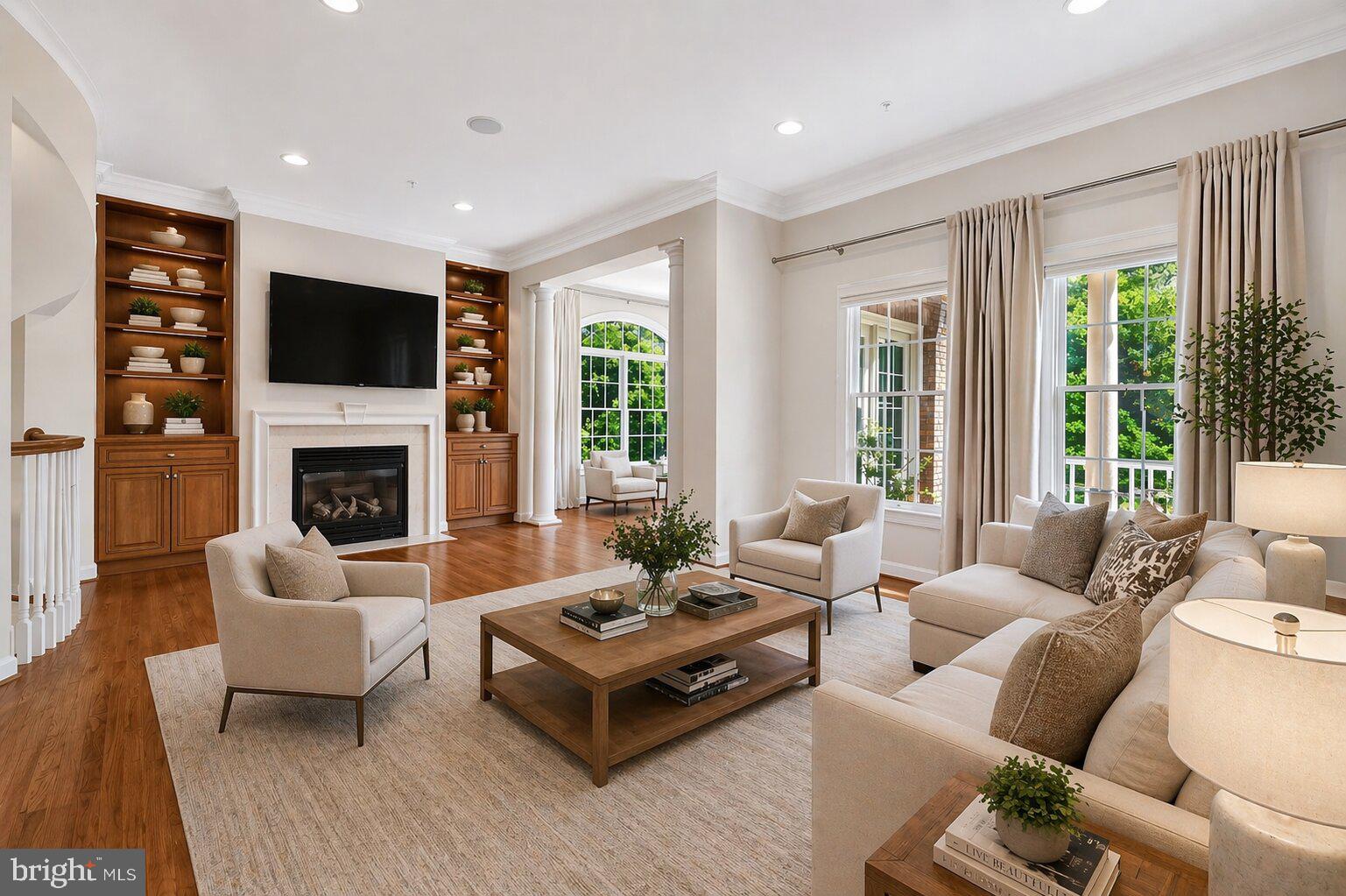 MCLEAN PLACE - Residential