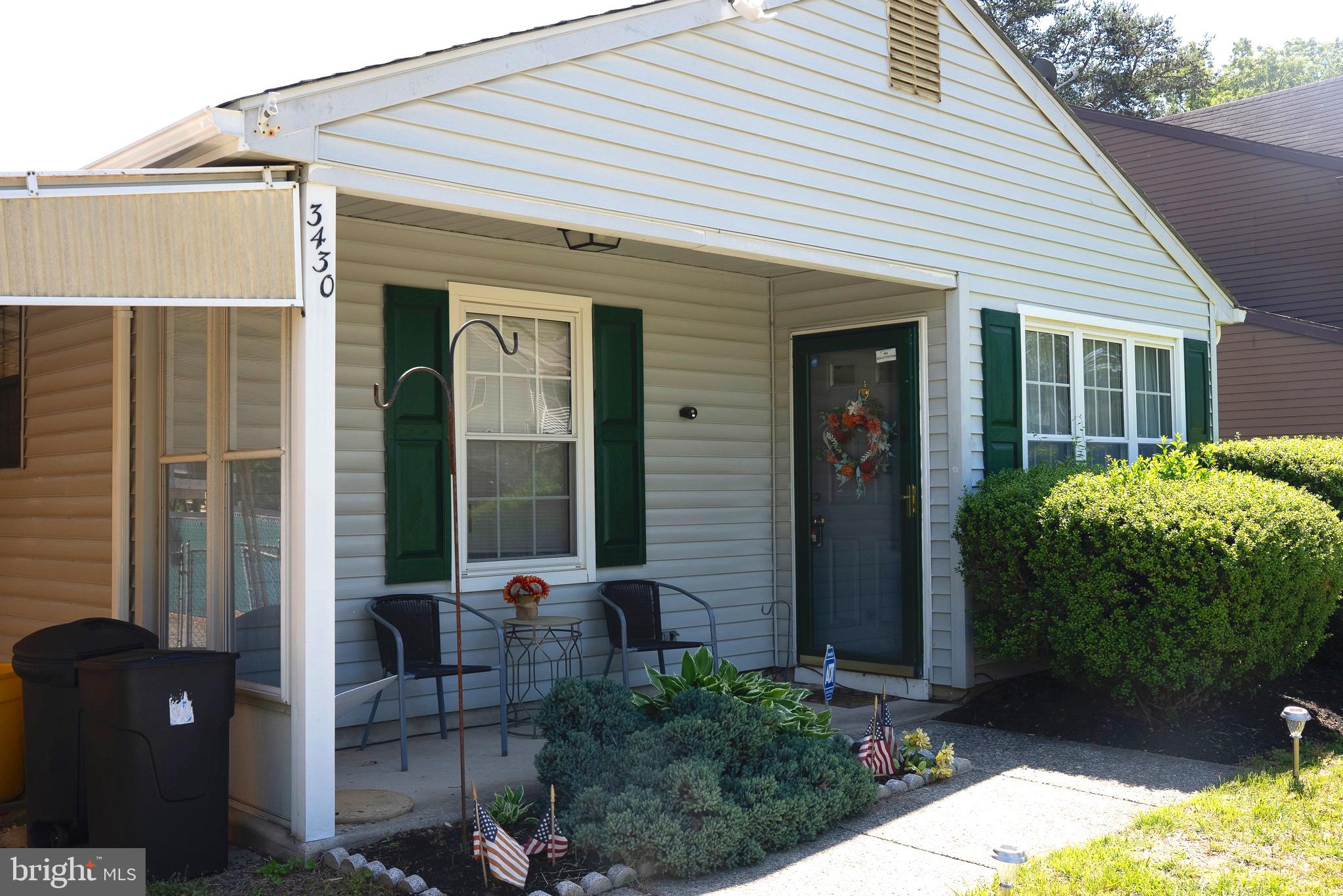 3430 PALACE COURT