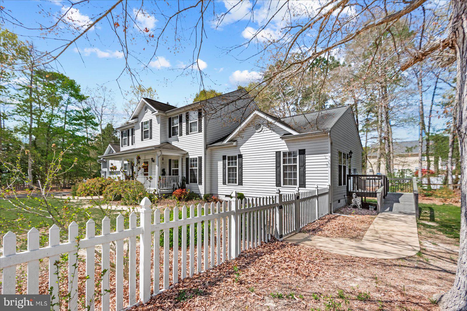 MONMOUTH VILLAGE - Residential