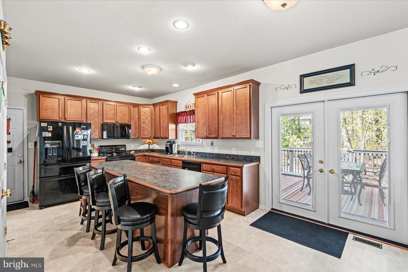 MONMOUTH VILLAGE - Residential