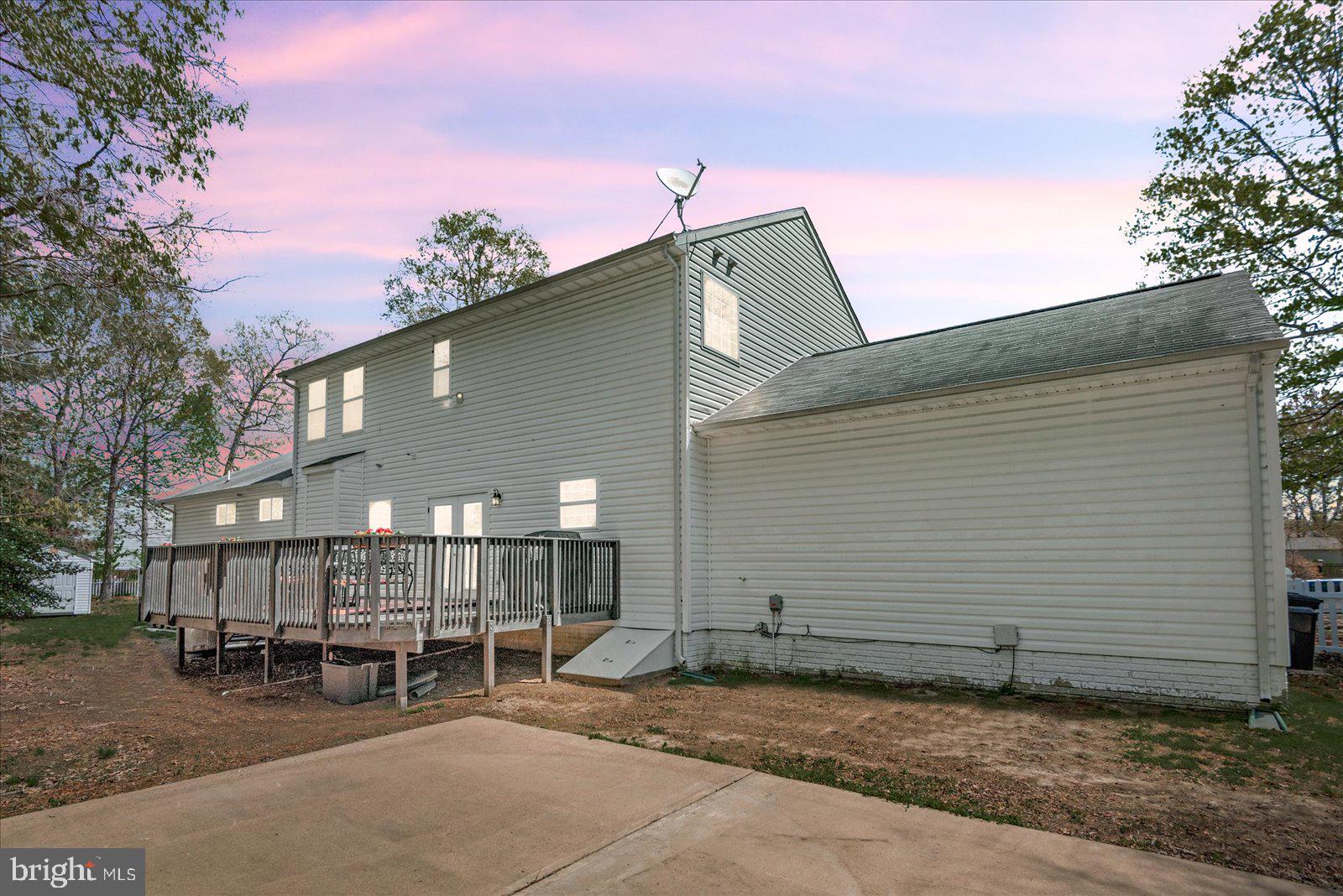 MONMOUTH VILLAGE - Residential