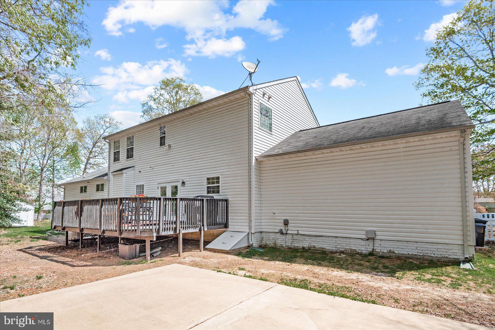 MONMOUTH VILLAGE - Residential