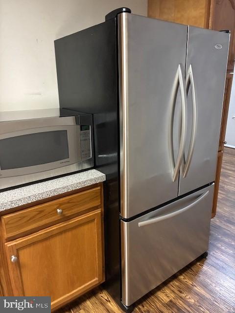 DRUM POINT - Residential Lease