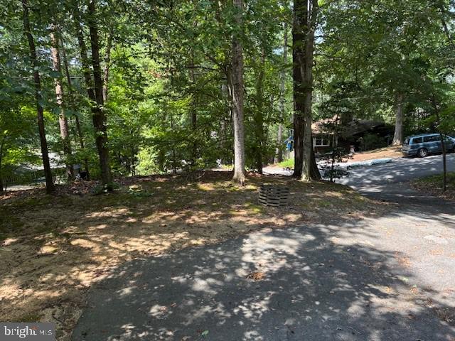 DRUM POINT - Residential Lease