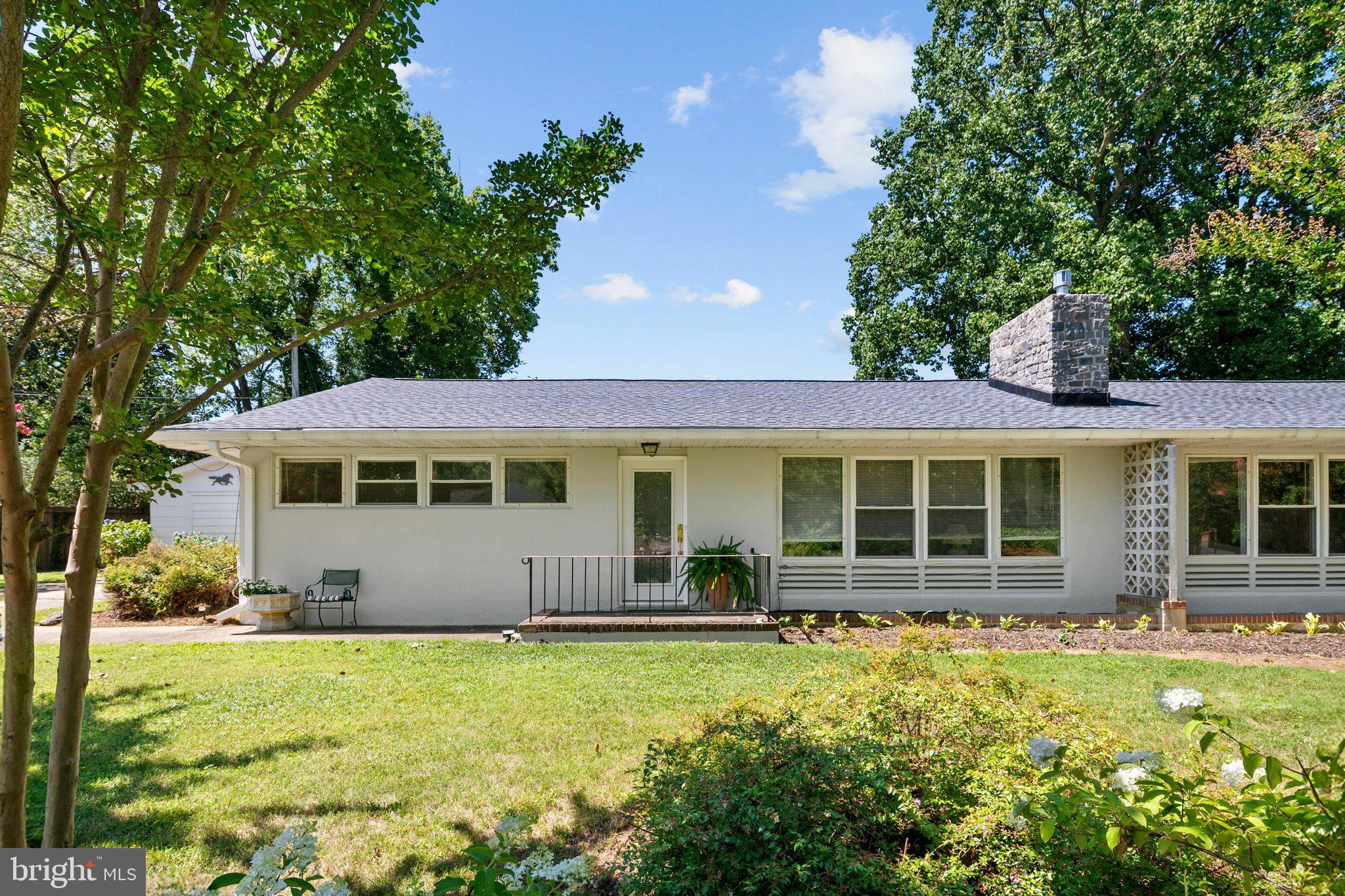 3 SHERIDAN ROAD