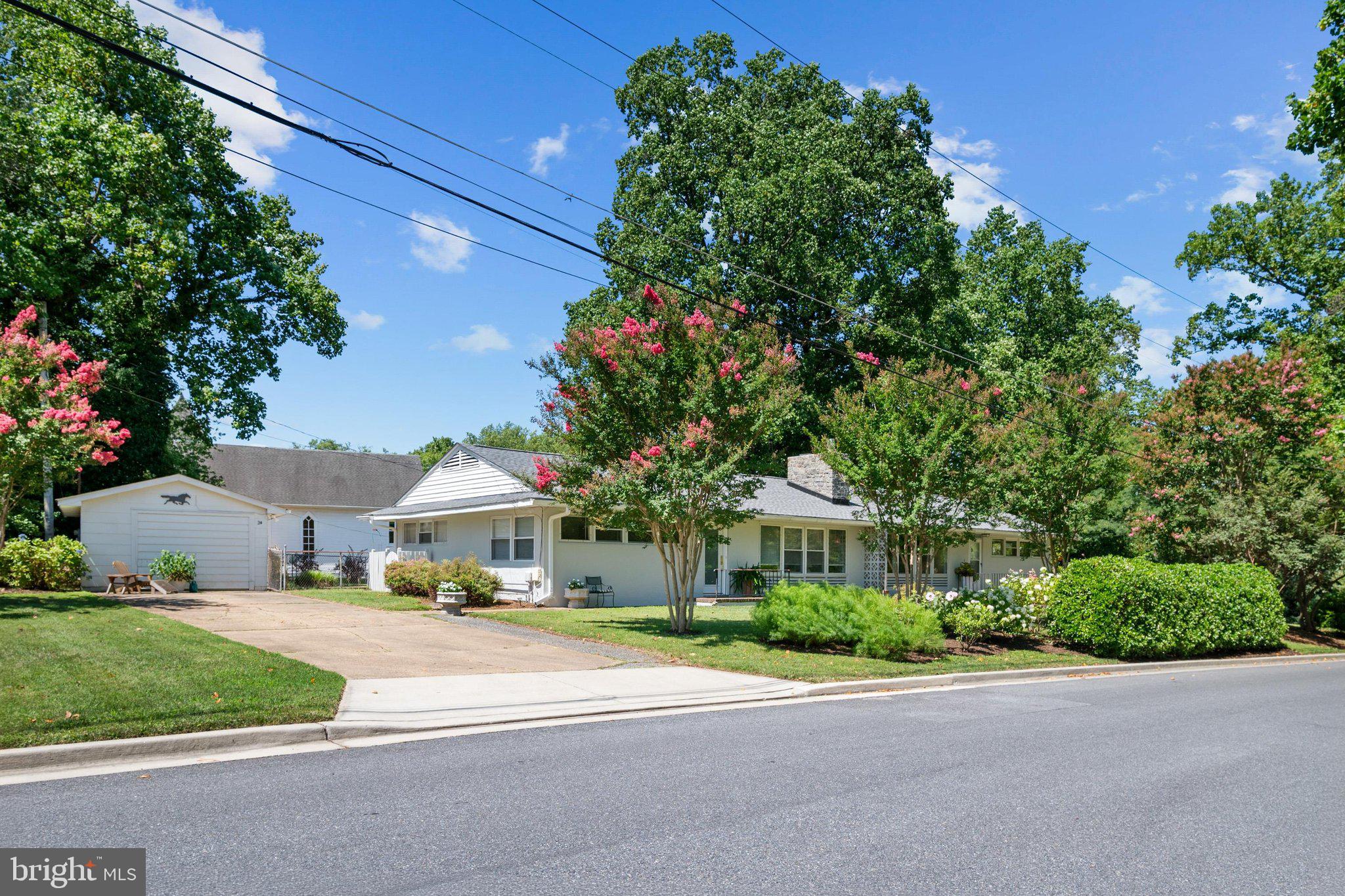 3 SHERIDAN ROAD